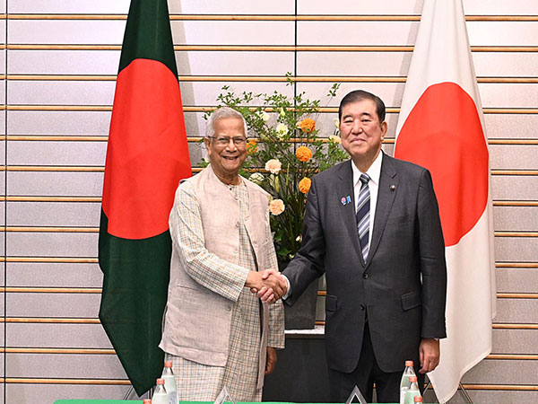 Bangladesh Chief Adviser Muhammad Yunus with Japanese Prime Minister Ishiba Shigeru (Image/ Bangladesh Chief Adviser's Office) 