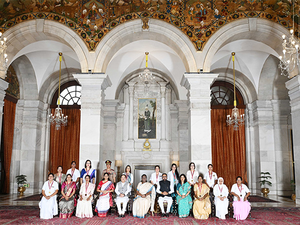 President Droupadi Murmu confers the National Florence Nightingale Awards 2025 at Rashtrapati Bhavan (Photo/Rashtrapati Bhavan) 