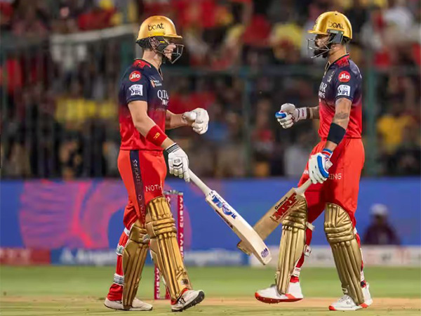 Jacob Bethell and Virat Kohli. (Photo- IPL)