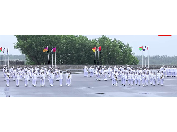 Naval cadets take ‘Antim Pag’ at Passing Out Parade of INA (Photo/INA)