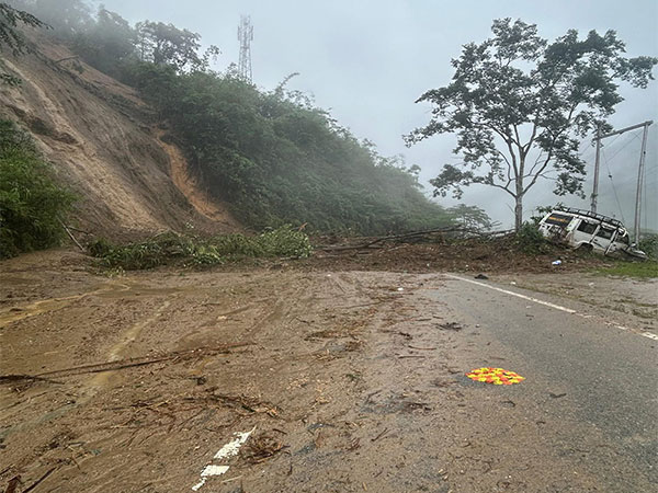 Seven people have been killed due to a landslide on the National Highway. (Photo Credit: X/@NatungMama) Seven people have been killed due to a landslide on the National Highway. (Photo Credit: X/@NatungMama)