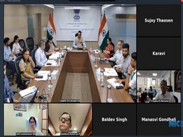 DARPG to collaborate with Right to Services (RTS) Commissioners of States/UTs for improving quality of grievance redressal (Photo/PIB)