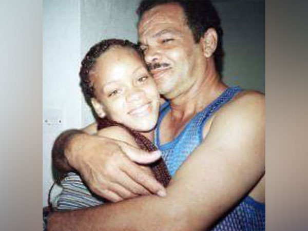 Rihanna with her father Ronald Fenty (Image source: Instagram @ronald.fenty)
