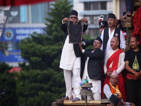 Nepal’s longest-reigning chariot procession of “Red God” ends with showing of ‘Bhoto’ (Photo/ANI) Nepal’s longest-reigning chariot procession of “Red God” ends with showing of ‘Bhoto’ (Photo/ANI)