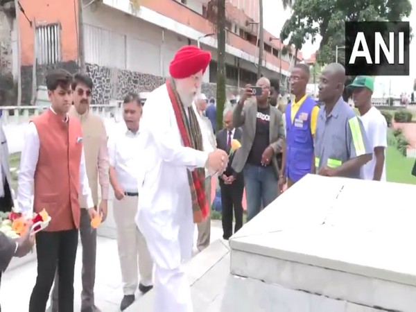 Group 4 of the all-party delegation, led by Shiv Sena MP Shrikant Shinde, paying tribute to former Liberian President William Tubman.  (Photo/ANI)