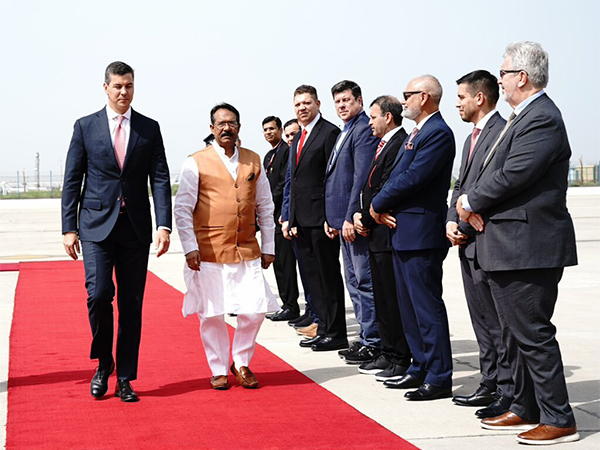 Paraguayan President Santiago Peña receives ceremonial welcome in Delhi (Image: X @MEAIndia) Paraguayan President Santiago Peña receives ceremonial welcome in Delhi (Image: X @MEAIndia)