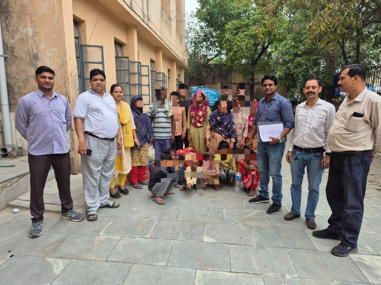 Apprehended Bangladeshi nationals (Photo/ANI) Apprehended Bangladeshi nationals (Photo/ANI)