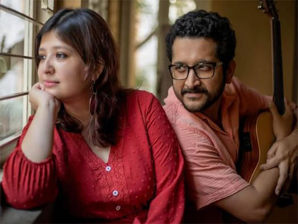 Parambrata Chattopadhyay, Piya Chakraborty  (Photo/instagram/@piya_chakraborty)