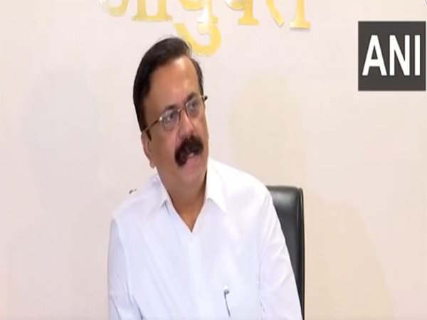 Maharashtra FDA Commissioner Rajesh Narvekar (Photo/ANI) Maharashtra FDA Commissioner Rajesh Narvekar (Photo/ANI)