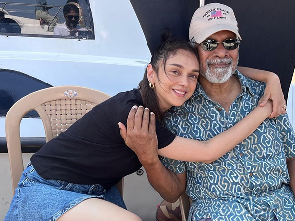 Aditi Rao Hydari with Mani Ratnam (Image source: Instagram/@aditiraohydari)