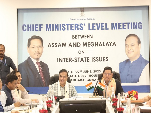 Assam Chief Minister Himanta Biswa Sarma and Meghalaya Chief Minister Conrad Sangma during a meeting (Photo/ANI)