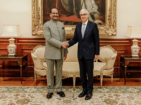Lok Sabha Speaker Om Birla with José Pedro Aguiar-Branco, President of the Assembleia da República of Portugal (Image: X@ombirlakota)