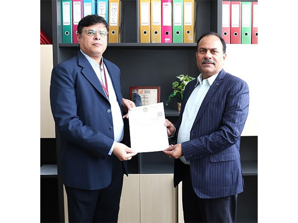 Chandigarh University Uttar Pradesh Officials After Receiving the Approval Letter from Pharmacy Council of India for Kick Starting Programs in Pharmacy at CU UP Campus