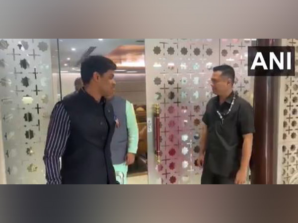 Shrikant Shinde led all-party delegation arrives at  IGI Airport (Photo/ANI)