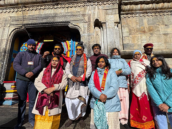 Union Minister Jitan Ram Manjhi visited and offered prayers at Kedarnath Temple. (Photo/ANI)