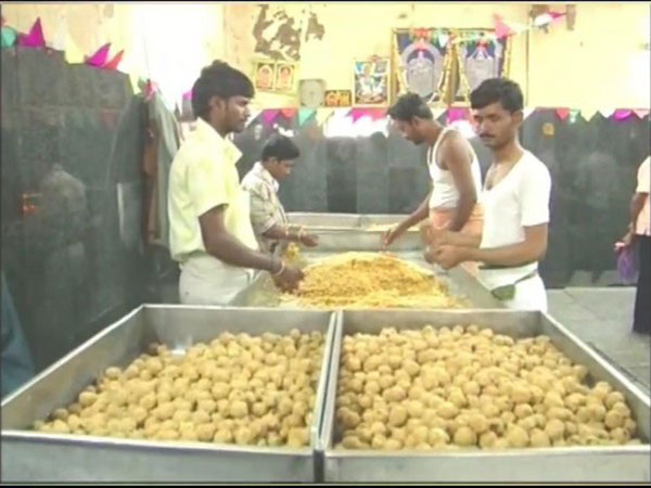 Laddus being prepared in Tirupati, Andhra Pradesh. (Photo/ANI)