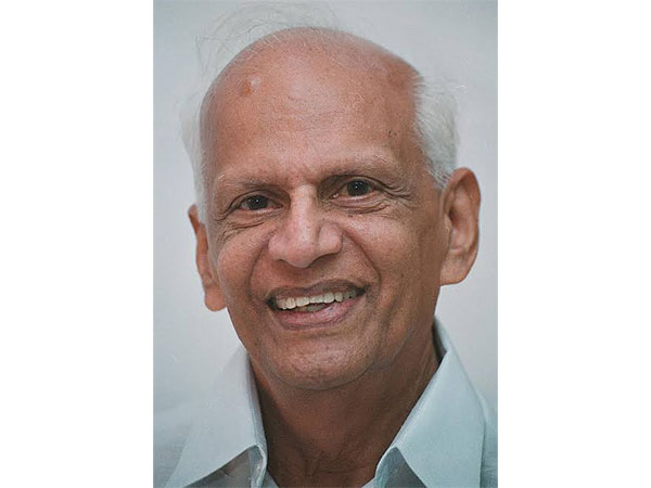  Former KPCC President Thennala Balakrishna Pillai (Photo/X/@RahulGandhi) 