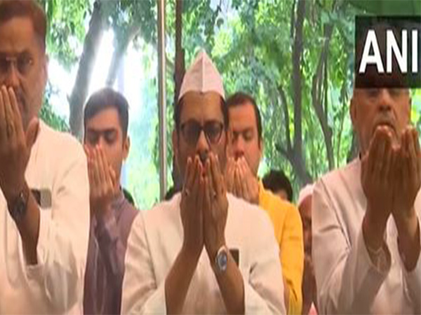 BJP leader Mukhtar Abbas Naqvi celebrates Eid-al-Adha (Photo/ANI) 