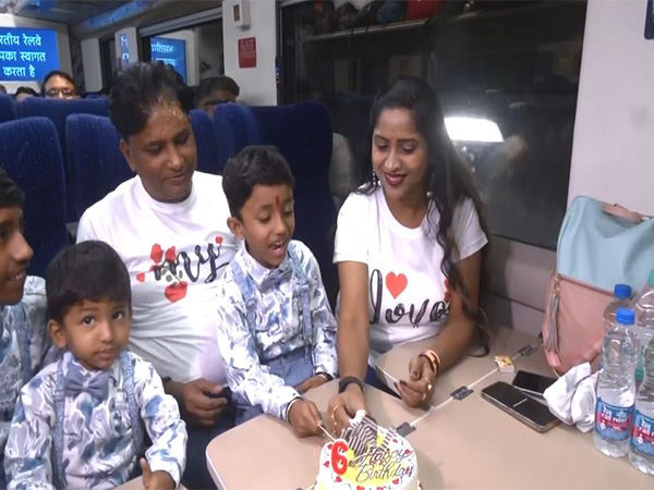 Birthday celebration in Vande Bharat Express (Photo/ANI)