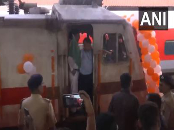 Maharashtra CM Devendra Fadnavis flags off Bharat Gaurav train dedicated to Shivaji Maharaj circuit from Mumbai (Photo/ANI)