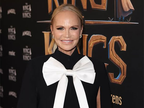 Kristin Chenoweth (Image source: Instagram/ @kchenoweth)