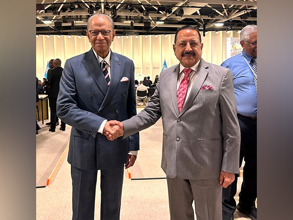 Union Earth Sciences Minister Dr Jitendra Singh, Mauritius PM Navinchandra Ramgoolam (Image Credit: X/@DrJitendraSingh)