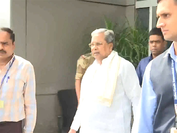 Karnataka CM Siddaramaiah and DCM DK Shivakumar arrive in Delhi (Photo/ANI)