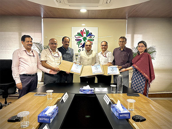 CAQM signs MoU to reduce dust pollution via urban road redevelopment (Photo: PIB)