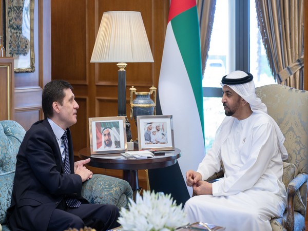 Hamdan bin Zayed receives Ambassador of Russian Federation (Photo/WAM)