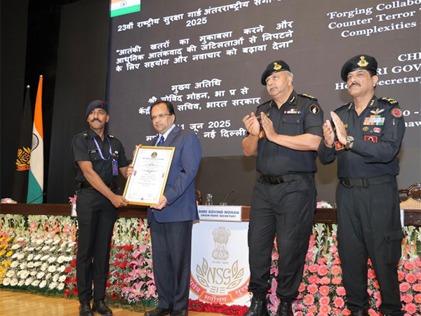 Indian Army officer Major Rajprasad RS receives NSG Counter IED Innovator award (Photo/ANI) 