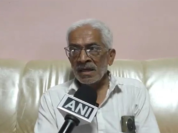 Relatives of passenger in Air India flight that crashed today (Photo/ANI)