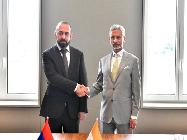 Jaishankar holds talks on regional developments with Armenian FM