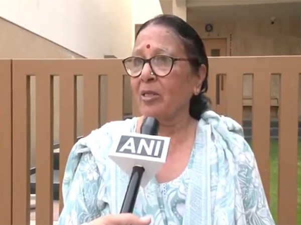  Vijay Rupani's neighbour in Rajkot (Photo/ANI)