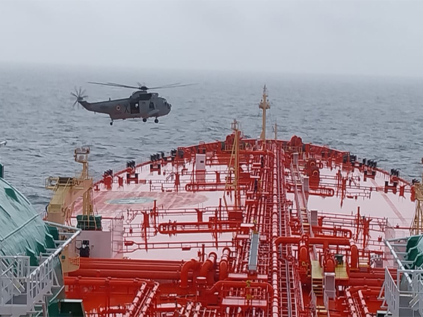 Indian Navy evacuates critically Ill sailor (Photo/Indian Navy)