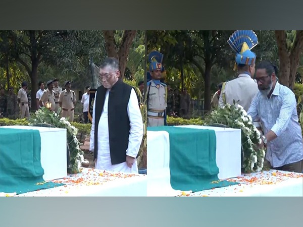 Jharkhand Governor Santosh Gangwar, CM Hemant Soren pay tribute to CRPF officer killed in IED blast (Photo/ANI)