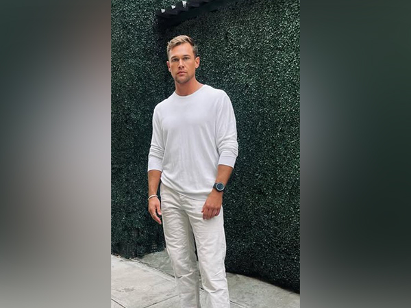 Taylor John Smith (Image source: Instagram) 