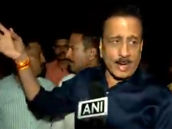  Maharashtra Water Resources and Disaster Management Minister Girish Mahajan (Photo/ANI)