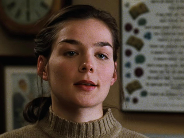 Heather Burns in You've Got Mail movie (Photo/@PrimeVideo)