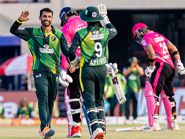 Chambal Ghariyals and Indore Pink Panthers in action during Madhya Pradesh League (Image: MPL)