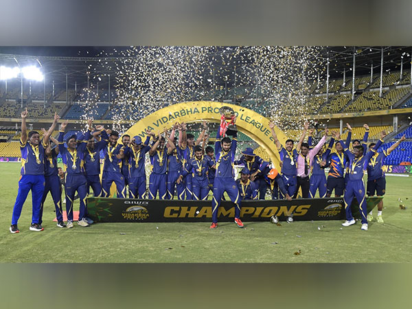 NECO Master Blaster lifting Vidarbha Pro T20 League title (Image: Vidarbha Pro T20 League)