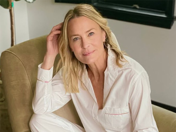 Robin Wright (Image source: Instagram/ @robingwright)