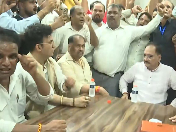 BJP leaders held en route to Bangladesh High Commission. (Photo/ANI)