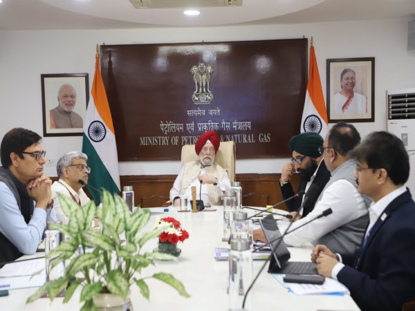 Hardeep Singh Puri, Union Minister for Petroleum and Natural Gas, with officials @HardeepSPuri/X)