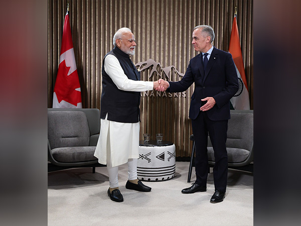 Prime Minister Narendra Modi meets Canadian Prime Minister Mark Carney during the G7 Summit in Kananaskis, Canada (Photo/ANI)