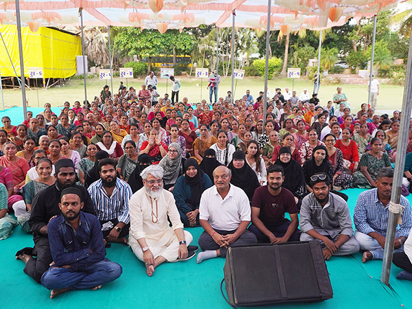 KP Group Chairman & MD Dr. Faruk Patel and PP Savani Group’s Mahesh Savani reinforce commitment to philanthropy beyond barriers of religion, caste, or community