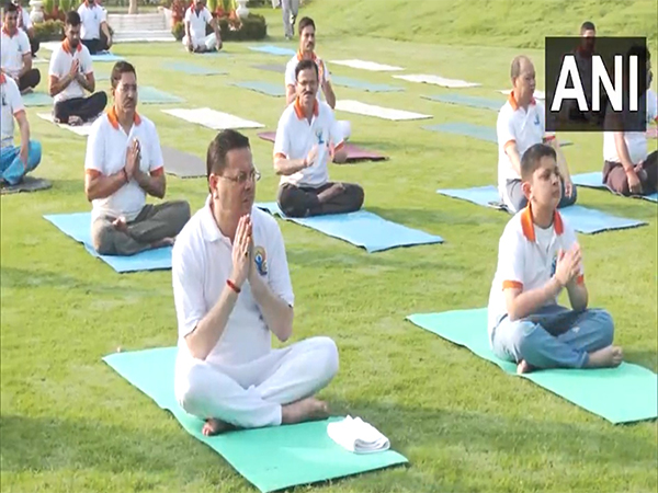 Uttarakhand CM Pushkar Singh Dhami practices Yoga ahead of International Day of Yoga on 21st June (Photo/ANI)