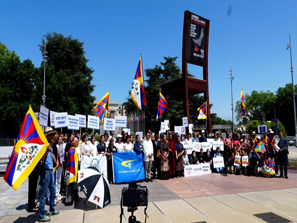 Peaceful protest in Geneva (Image Source: @CTA_TibetdotNet)