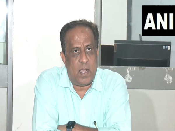  Rakesh Joshi, Superintendent of Ahmedabad Civil Hospital (Photo/ANI) 