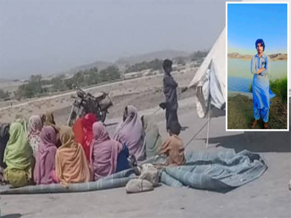 CPEC highway blocked by locals (Image Source: @TBPEnglish)