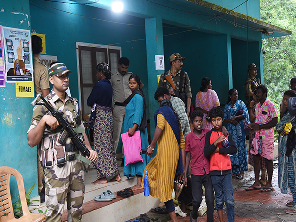  Voting progresses smoothly at Malappuram’s Punchakkoli (Photo/ANI) 